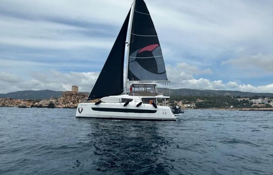 Catamaran Bali 4.8 14.85m