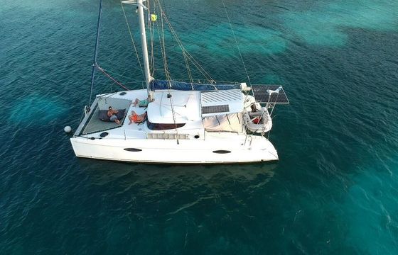 Catamaran Fountaine Pajot Mahe 36 11m
