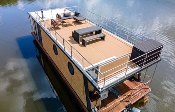 Houseboat WOMA D12