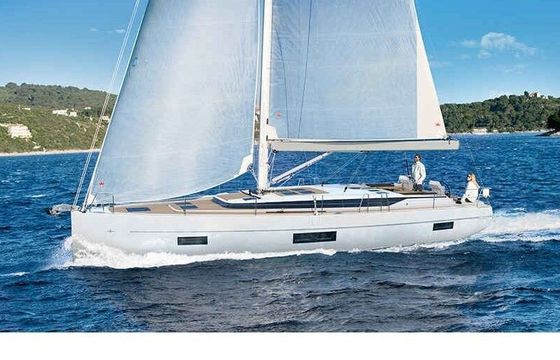 Sailboat BAVARIA C45 13.98m