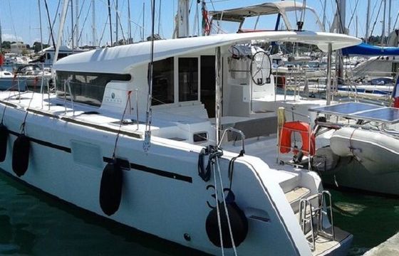 Catamaran LAGOON 39 11.74m