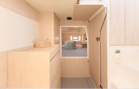 Catamaran Leopard 43 13.1m