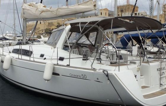 Sailboat BENETEAU OCEANIS 50 15.24m