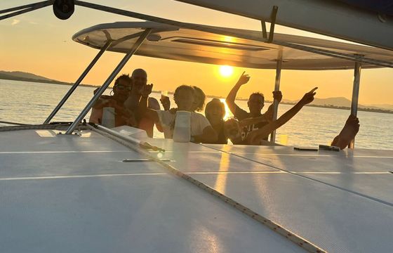 Catamaran Robertson &amp; Caine Leopard 40 12m