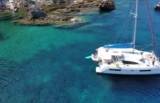 Catamaran Robertson &amp; Caine Leopard 40 12m