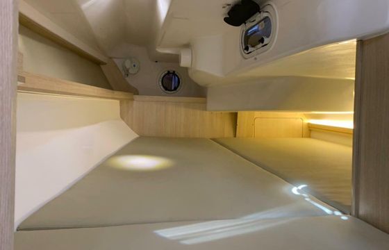 Sailboat Delta Yacht Charter 36,5 11m
