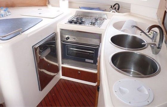 Catamaran FOUNTAINE PAJOT Belize Cat 43 13.11m
