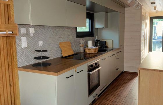 Houseboat WOMA D13