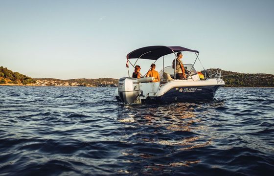 Motorboat Atlantic Marine 650 150hp