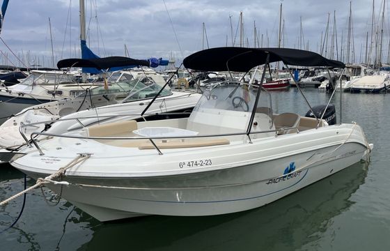 Motorboat Pacific Craft Open 625 150hp