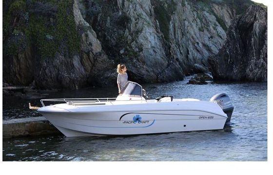 Motorboat Pacific Craft Open 625 150hp