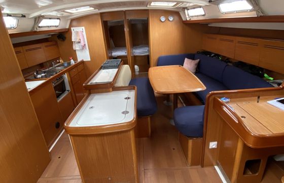 Sailboat Beneteau Cyclades 50.5 15.24m