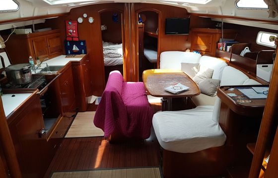 Sailboat BENETEAU OCEANIS 473 14.3m