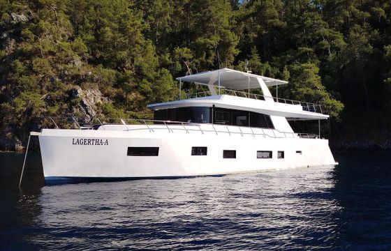 Motor yacht Custom Built Trawler with a capacitty of 8 people 2025 Model 640hp