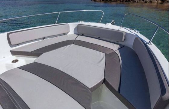 Motorboat Jeanneau Cap Camarat 6.5 Cc 150hp