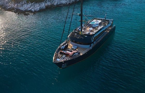Sailing yacht Custom Sailing Yacht Rara Avis 33m