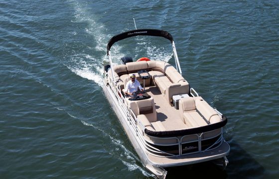 Motorboat Pontoon Boat Suntracker Party Barge 24XP3 150hp