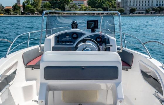 Motorboat Bluline 21 Open 150hp