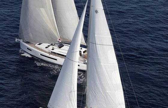 Sailboat Jeanneau Sun Odyssey 440 13.39m