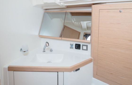 Sailboat Beneteau Oceanis 46.1 14.6m