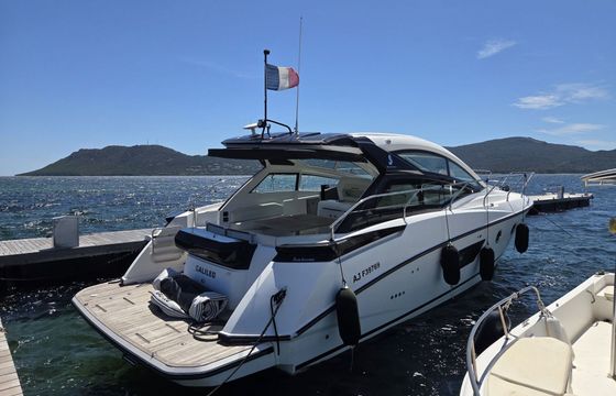 Motorboat Beneteau Gran Turismo 40 600hp