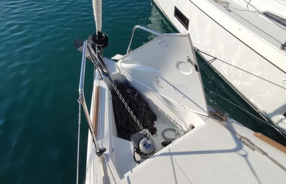 Sailboat Jeanneau Sun Odyssey 349 10.34m