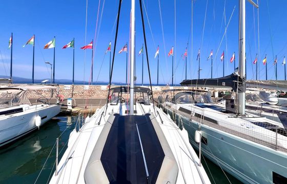 Sailboat 4 OCEANIS 40.1 (3D/2C/0P) - LG 12m