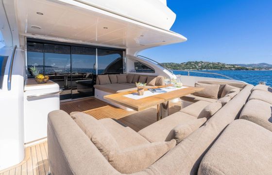 Motor yacht Princess V78 1800hp