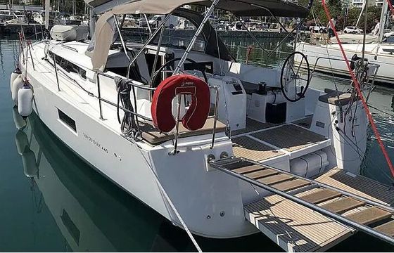 Sailboat Jeanneau Sun Odyssey 440 13m