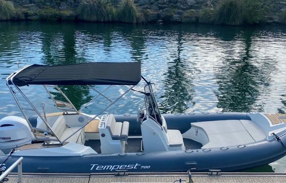 RIB Capelli Tempest 700 Prestige