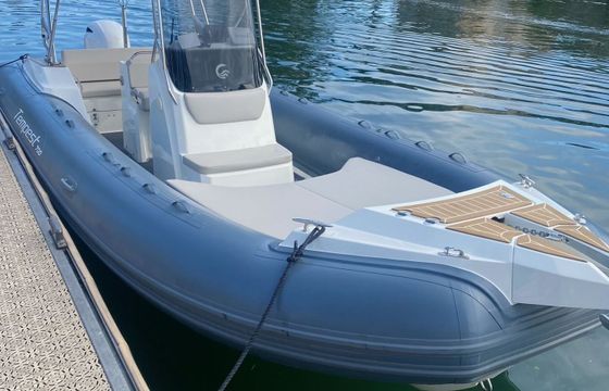 RIB Capelli Tempest 700 Prestige