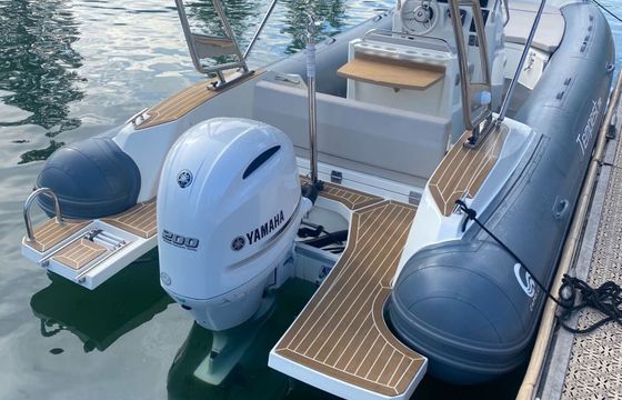 RIB Capelli Tempest 700 Prestige