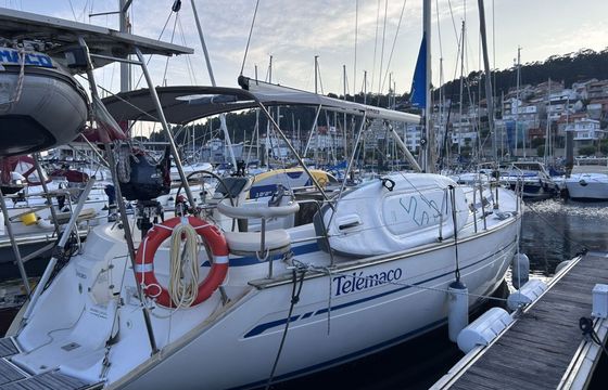 Sailboat Bavaria 42 12.95m