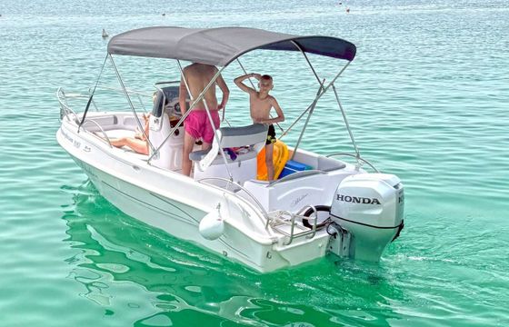 Motorboat BluLine 19Ft Open 100hp
