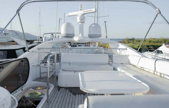 Motor yacht Sunseeker 56 Manhattan 800hp
