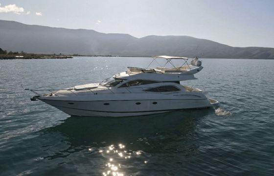 Motor yacht Sunseeker 56 Manhattan 800hp