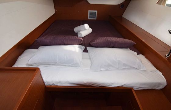 Sailboat Beneteau Beneteau Oceanis 48 16.67m