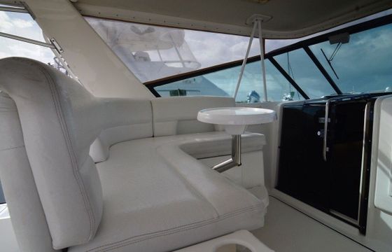 Motorboat Tiara 44