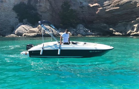 Boat without licence  BAYLINER E5 15hp