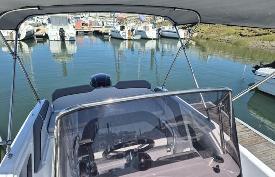 Motorboat Salpa SUN 6 115hp