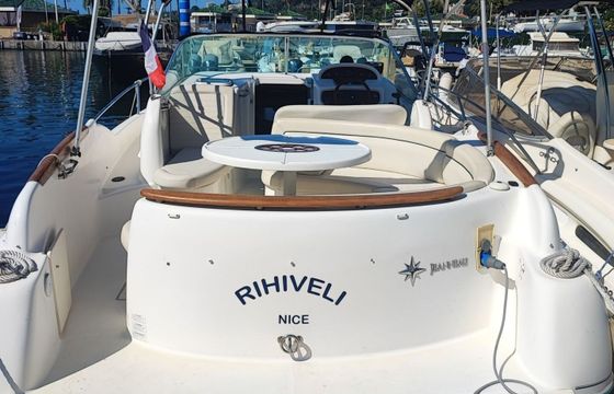 Motorboat Jeanneau Leader 805 320hp