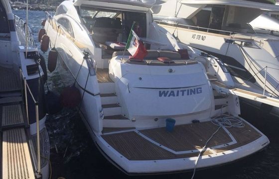 Motor yacht Sunseeker 72 2000hp