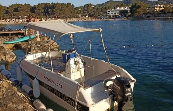 Boat without licence  Compass XT