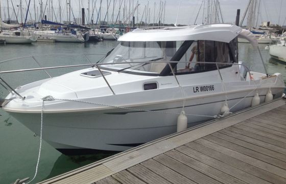 Motorboat BENETEAU ANTARES 780 150hp