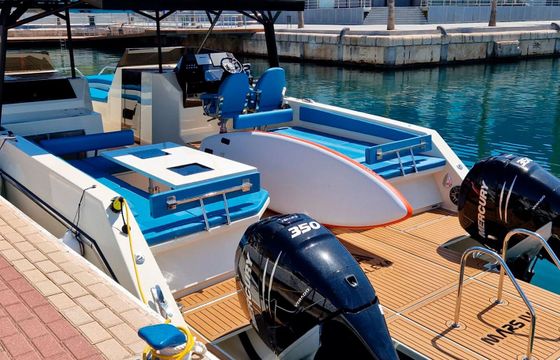 Motorboat Astilux Alexa 37 700hp