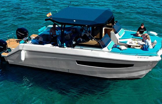 Motorboat Astilux Alexa 37 700hp