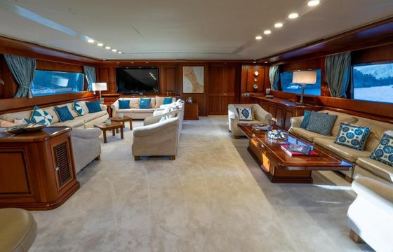 Motor yacht Sunseeker Custom 5624hp