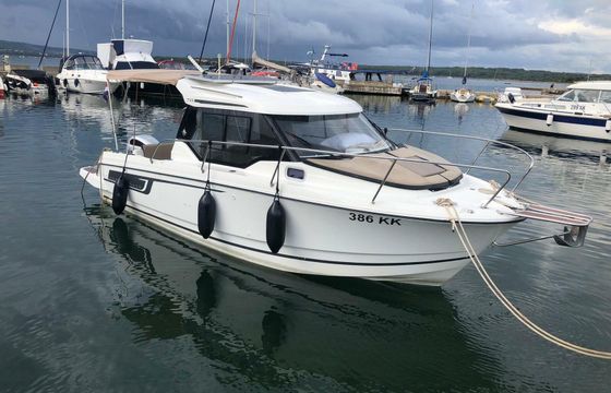 Motorboat Jeanneau Merry Fisher 795 250hp