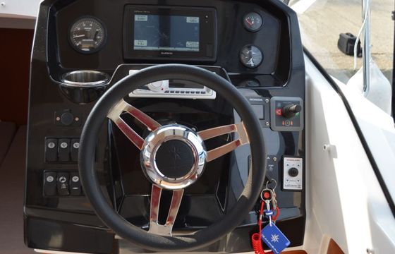 Motorboat Jeanneau Merry Fisher 795 250hp