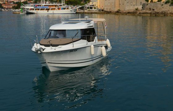 Motorboat Jeanneau Merry Fisher 795 250hp